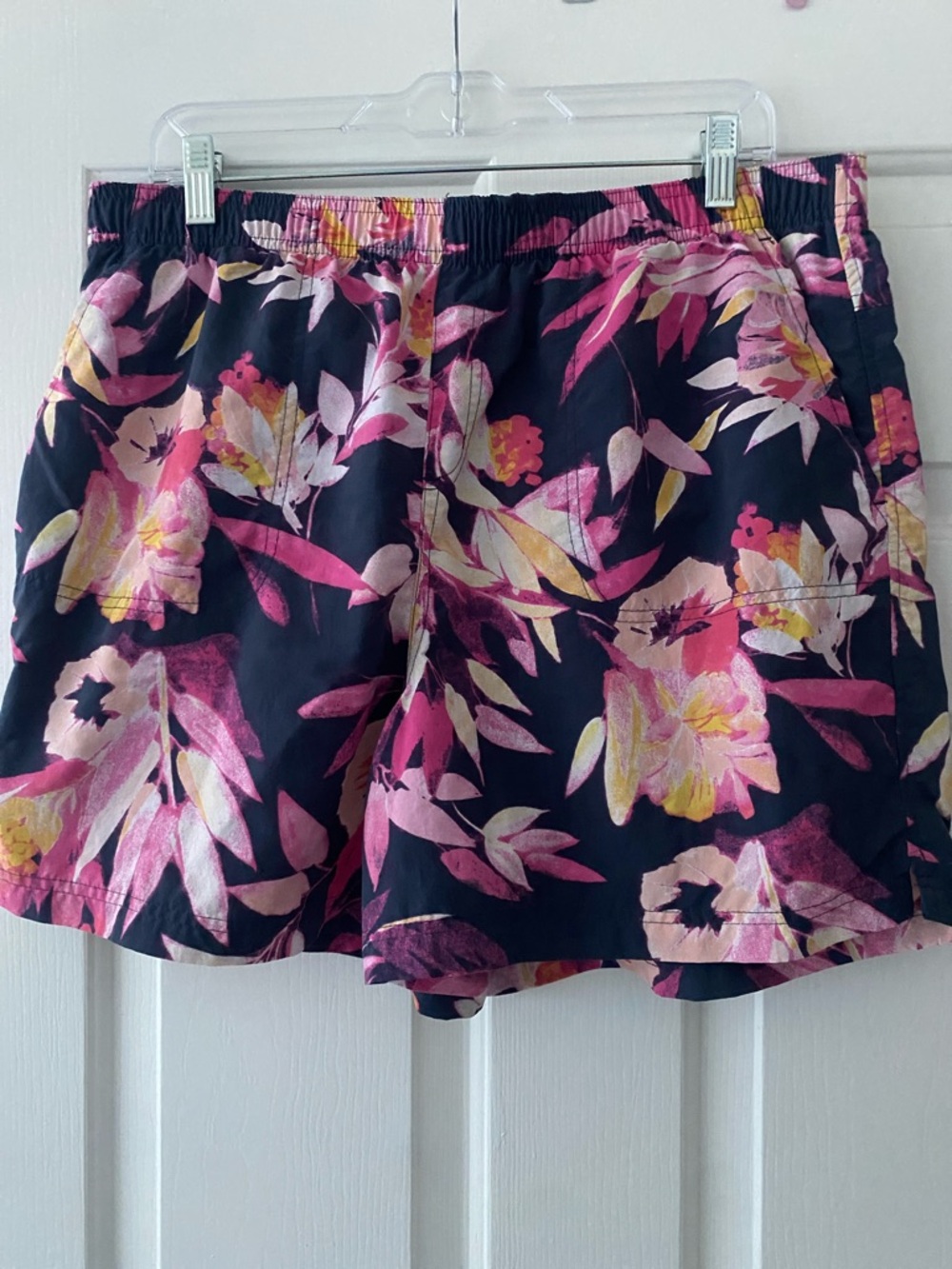 Columbia Walnut River Floral Women’s Shorts